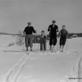Med barna på skitur