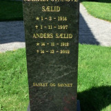 Gravstedet til Martha Synnøve og Anders Sælid