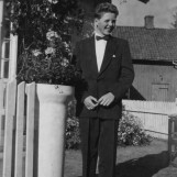Blid konfirmant på Sælid