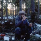 Stilstudie av en skogsarbeider