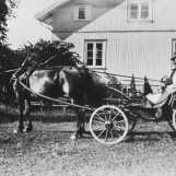 Brudeparet klar for kirkevei