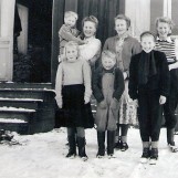Glade barn på Øvre Morthaugen