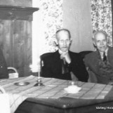 Sigurd Knatterud, Georg T. Bøe og Lars Bøe i Peisestua