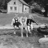 Finn, Annar og Helge Tomta på Tomta